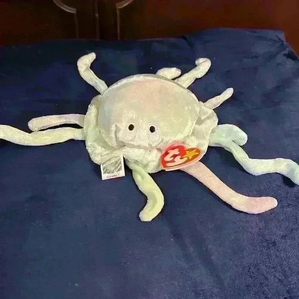 Ty Beanie Baby Gooch, error two sets of eyes